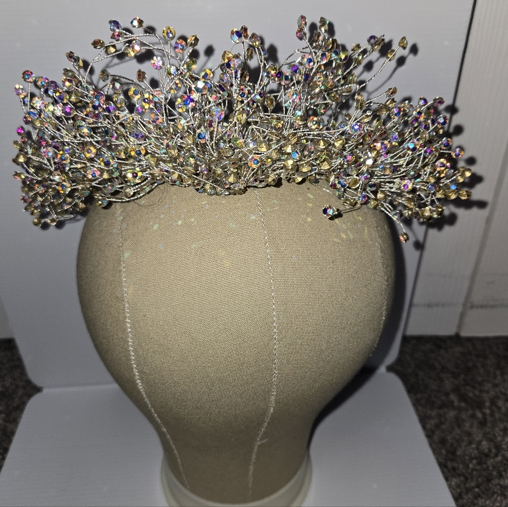 Elegant Gold Crystal Tiara Crown, New Without Tags